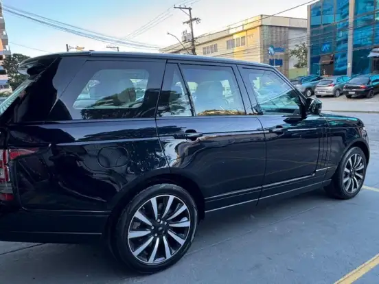 LAND ROVER-RANGE ROVER VOGUE-4.4 AUTOBIOGRAPHY SDV8 4X4 TURBO DIESEL 4P AUTOMÁTICO LAND ROVER-RANGE ROVER VOGUE-2014