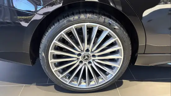 MERCEDES-BENZ-C 200-2025