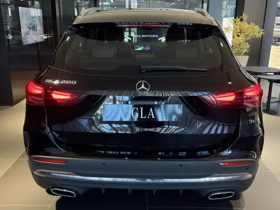 MERCEDES-BENZ-GLA 200-1.3 MHEV AMG LINE 7G-DCT MERCEDES-BENZ-GLA 200-2026
