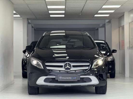 MERCEDES-BENZ-GLA 200-1.6 CGI VISION 16V TURBO FLEX 4P AUTOMÁTICO MERCEDES-BENZ-GLA 200-2015