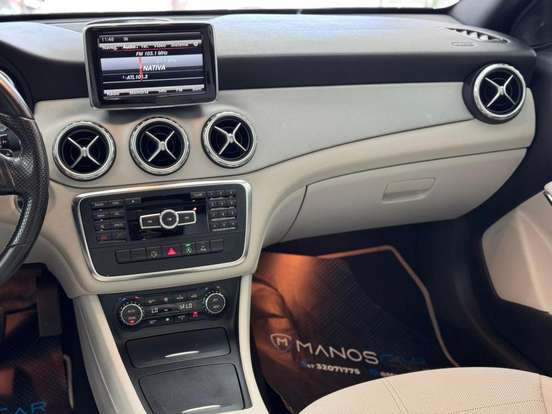 MERCEDES-BENZ-GLA 200-1.6 CGI VISION 16V TURBO FLEX 4P AUTOMÁTICO MERCEDES-BENZ-GLA 200-2015