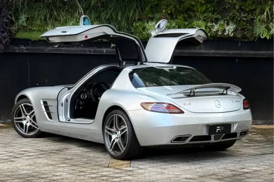 Comprar Carro Mercedes-Benz Sls-amg Usado, Seminovo ou Novo 0km