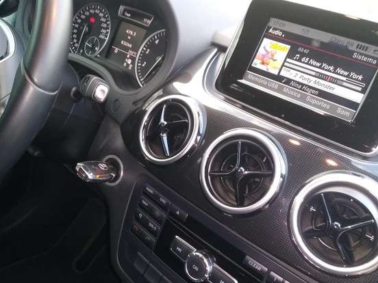 MERCEDES-BENZ-B 200-1.6 TURBO GASOLINA 4P AUTOMÁTICO MERCEDES-BENZ-B 200-2013