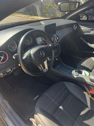 MERCEDES-BENZ-CLA 200-2014