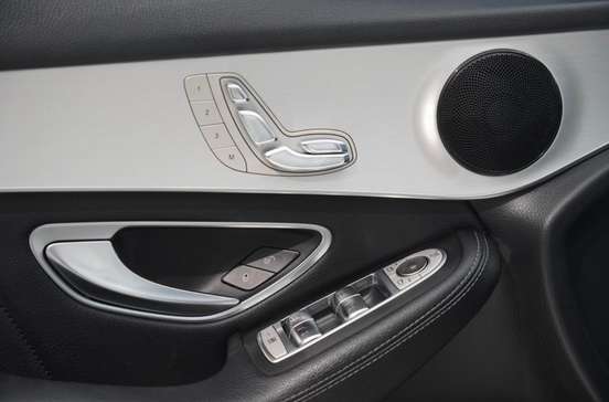 MERCEDES-BENZ-GLC 250-2016