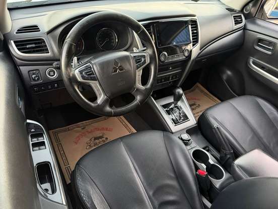 MITSUBISHI-L200 TRITON-2022