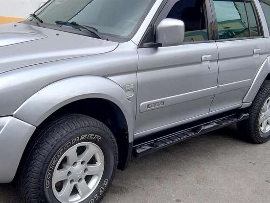 MITSUBISHI-PAJERO-2.5 HD 4X4 8V TURBO INTERCOOLER DIESEL 4P MANUAL MITSUBISHI-PAJERO-2008