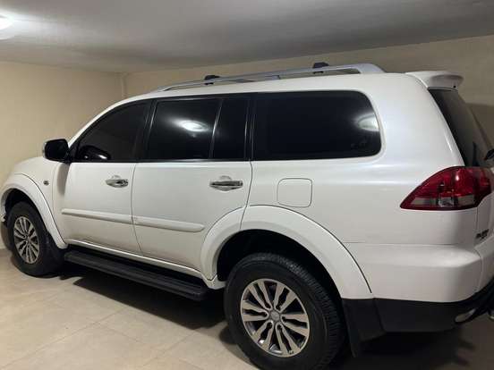 MITSUBISHI-PAJERO-3.5 HPE 4X4 7 LUGARES V6 24V FLEX 4P AUTOMÁTICO MITSUBISHI-PAJERO-2016