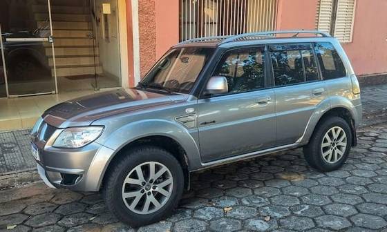 MITSUBISHI PAJERO TR4 2.0 4X4 16V 140CV FLEX 4P AUTOMÁTICO