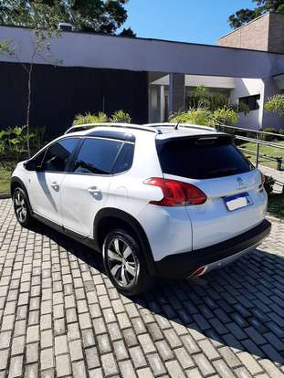 PEUGEOT-2008-2018