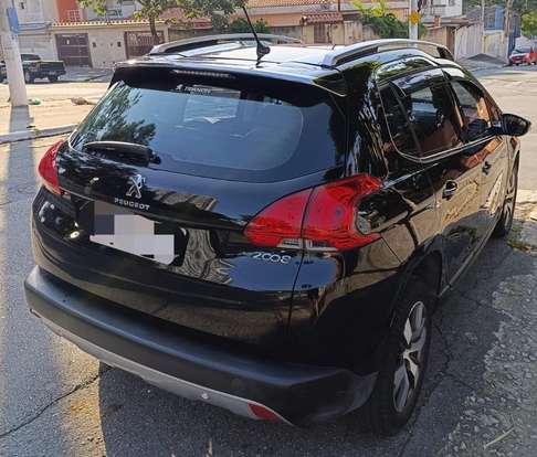 PEUGEOT-2008-2017