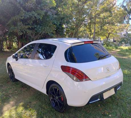 PEUGEOT-308-2018