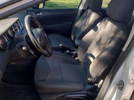 PEUGEOT-308-1.6 ALLURE BUSINESS THP 16V FLEX 4P AUTOMÁTICO PEUGEOT-308-2018