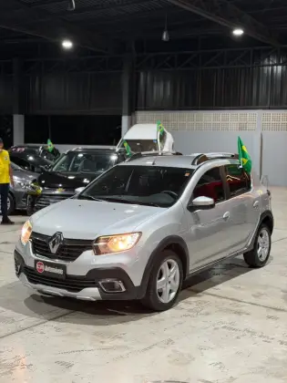 RENAULT SANDERO 1.6 16V SCE FLEX STEPWAY DYNAMIQUE MANUAL RENAULT SANDERO 1.6 16V SCE FLEX STEPWAY DYNAMIQUE MANUAL
