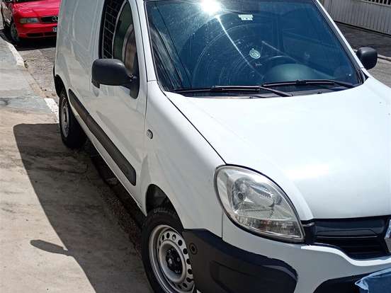 RENAULT-KANGOO-1.6 EXPRESS 16V FLEX 3P MANUAL RENAULT-KANGOO-2017