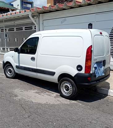 RENAULT-KANGOO-2017