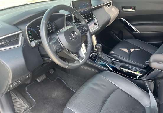 TOYOTA-COROLLA CROSS-2024