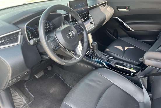 TOYOTA-COROLLA CROSS-2024