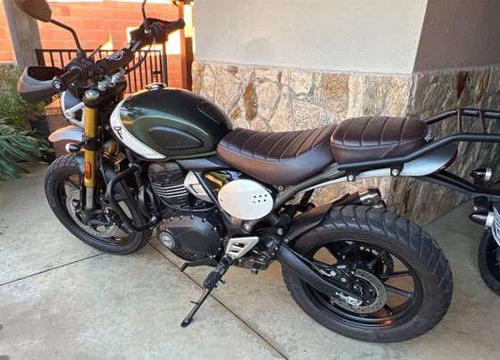 TRIUMPH SCRAMBLER 400 X 