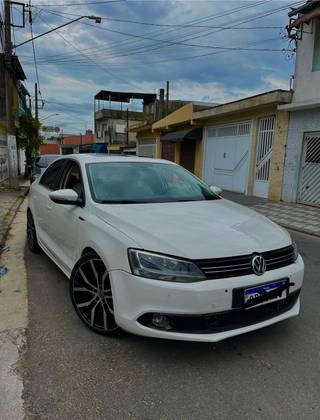 VOLKSWAGEN JETTA 2.0 TSI HIGHLINE 200CV GASOLINA 4P TIPTRONIC