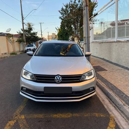 VOLKSWAGEN JETTA 2.0 TSI HIGHLINE 211CV GASOLINA 4P TIPTRONIC