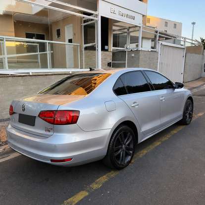 VOLKSWAGEN-JETTA-2016