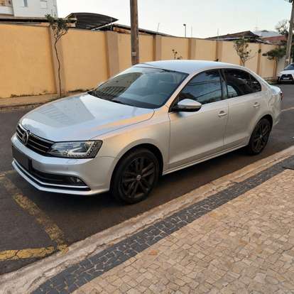 VOLKSWAGEN-JETTA-2016