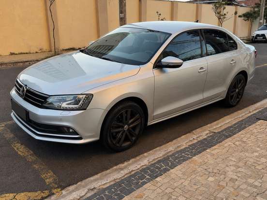 VOLKSWAGEN-JETTA-2.0 TSI HIGHLINE 211CV GASOLINA 4P TIPTRONIC VOLKSWAGEN-JETTA-2016