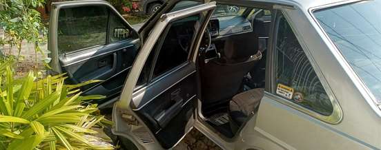 VOLKSWAGEN-SANTANA-1986