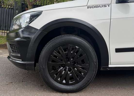 VOLKSWAGEN-SAVEIRO-2019