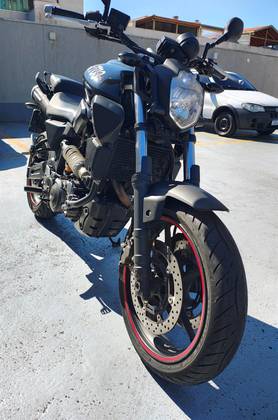 YAMAHA MT-03 