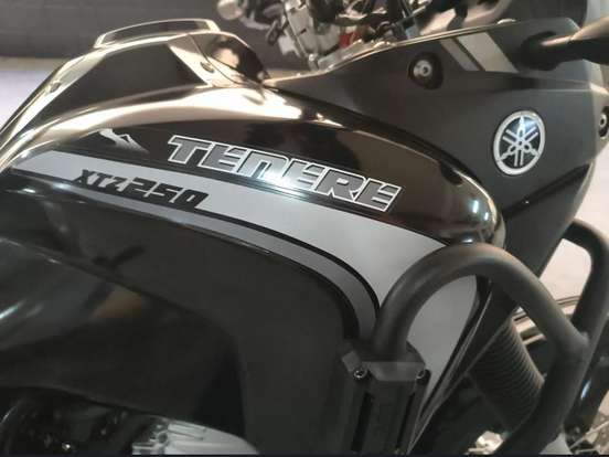 YAMAHA-XTZ 250 TÉNÉRÉ YAMAHA-XTZ 250 TÉNÉRÉ-2011