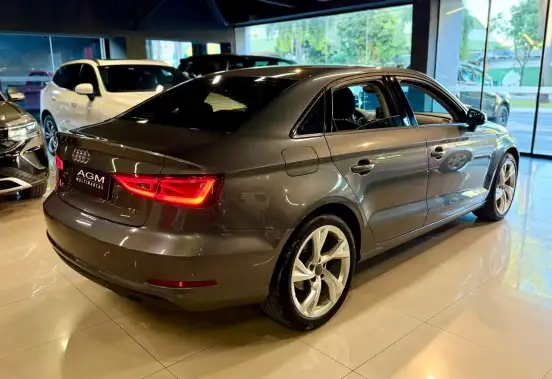 AUDI-A3-1.4 TFSI SEDAN ATTRACTION 16V GASOLINA 4P S-TRONIC AUDI-A3-2014