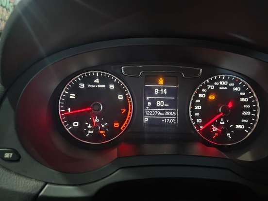 AUDI-Q3-2015