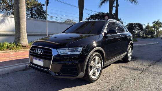 AUDI Q3 2.0 TFSI AMBIENTE QUATTRO 4P GASOLINA S TRONIC