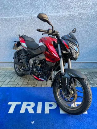 BAJAJ DOMINAR 160 