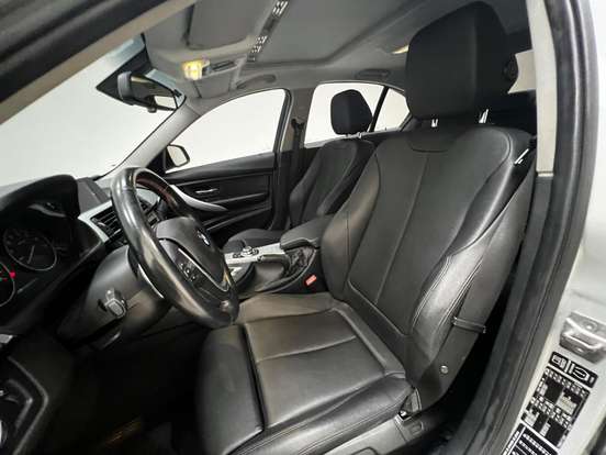 BMW-320i-2.0 16V TURBO ACTIVE FLEX 4P AUTOMÁTICO BMW-320i-2015