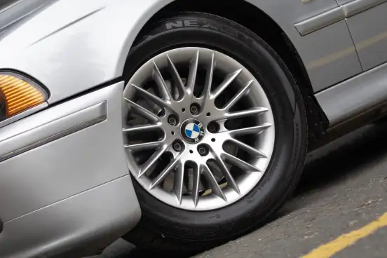 BMW-540i-4.4 PROTECTION SEDAN V8 32V GASOLINA 4P AUTOMÁTICO BMW-540i-2000