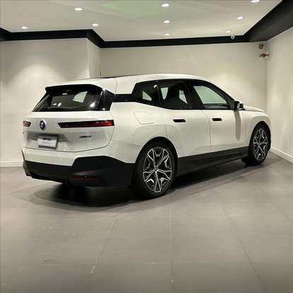 BMW-iX-ELÉTRICO XDRIVE40 BMW-iX-2022