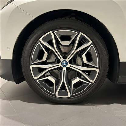 BMW-iX-ELÉTRICO XDRIVE40 BMW-iX-2022