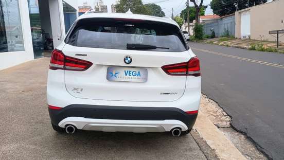 BMW-X1-2022