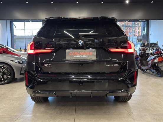 BMW-X1-2025