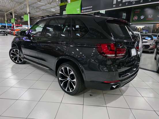 BMW-X5-2015