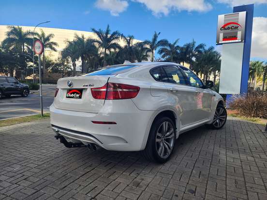 BMW-X6-4.4 M 4X4 COUPÉ V8 32V BI-TURBO GASOLINA 4P AUTOMÁTICO BMW-X6-2011