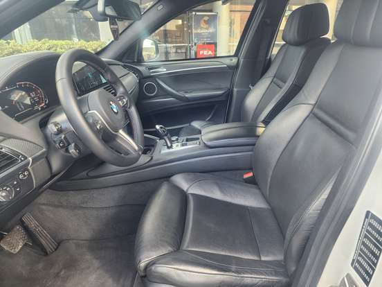 BMW-X6-4.4 M 4X4 COUPÉ V8 32V BI-TURBO GASOLINA 4P AUTOMÁTICO BMW-X6-2011