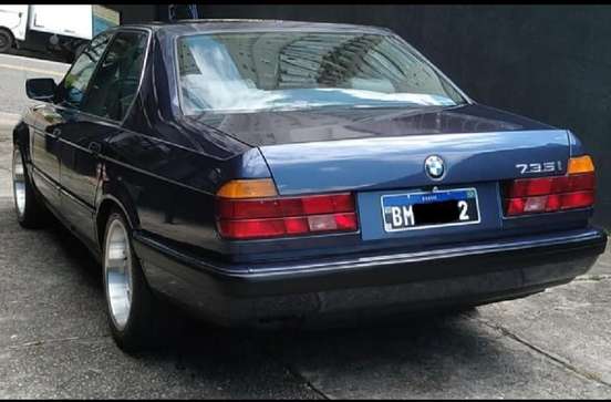BMW-735iL-1987