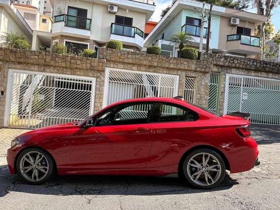BMW-M 235i-3.0 I6 TURBO GASOLINA 2P AUTOMÁTICO BMW-M 235i-2014