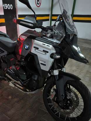 BMW-R 1300 GS ADVENTURE TRIPLE BLACK-2025