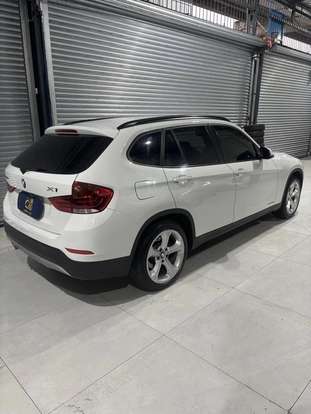 BMW-X1-2.0 16V TURBO ACTIVEFLEX SDRIVE20I 4P AUTOMÁTICO BMW-X1-2015