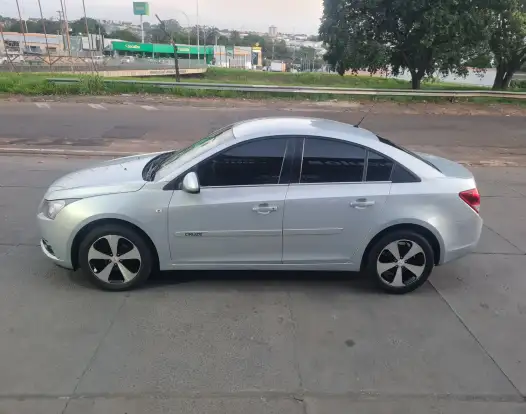 CHEVROLET-CRUZE-2012